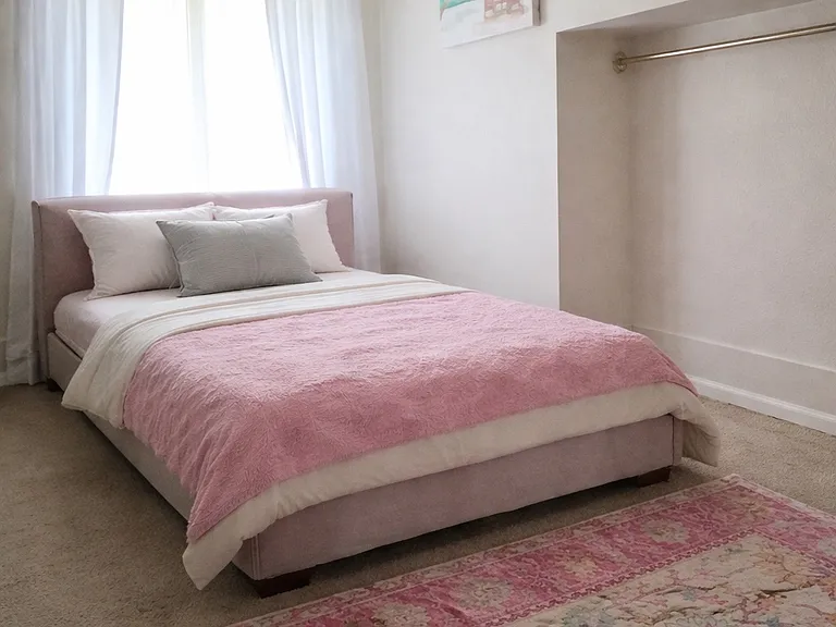 240 Lombard St — Photo 3