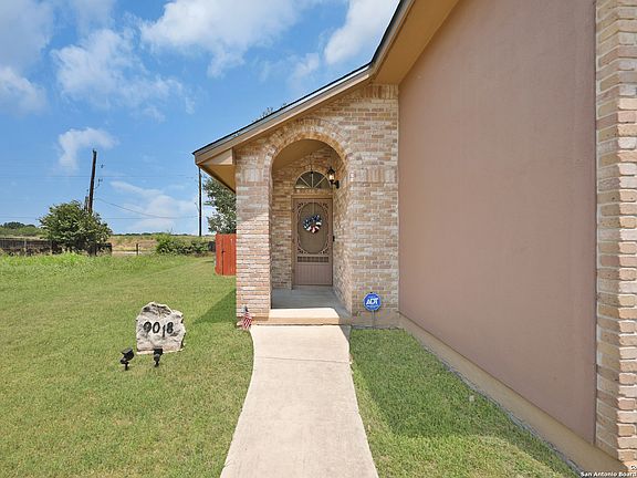 4th image of 9018 BARKMEYER ST