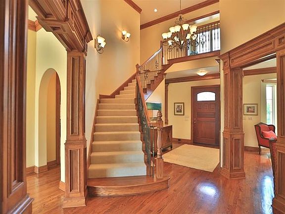3rd image of 5905 Kittansett Ct