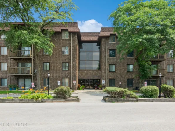 840 Elder Rd #A206, Homewood, IL 60430