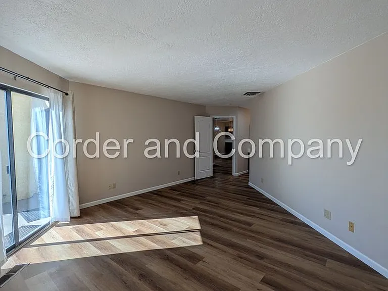 3345 Esplanade Cir SE — Photo 27