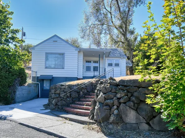 1016 SW Goodwin Pl, Pendleton, OR 97801
