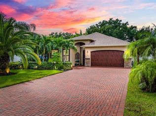 255 13th Ave S, Safety Harbor, FL 34695