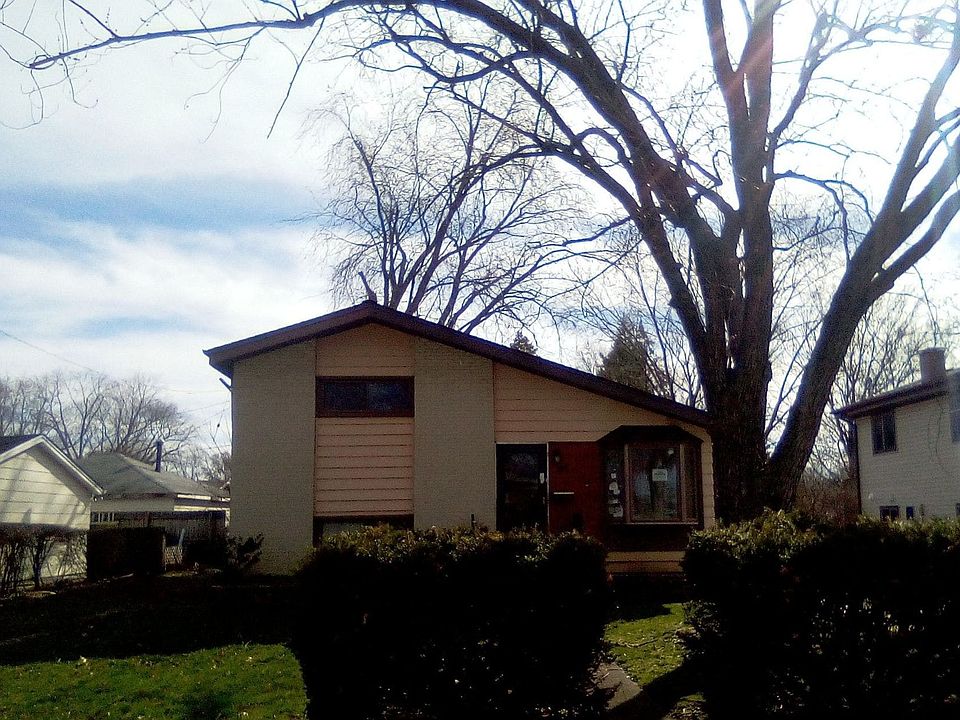 1st image of 323 Mission Ave