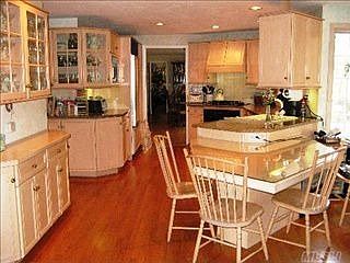 2nd image of 23 Windham Dr