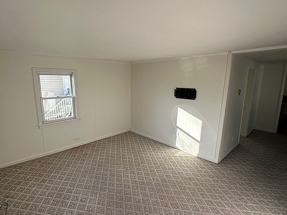 4th image of 332-330 North St #332