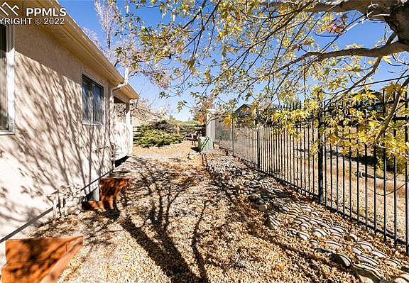 3rd image of 102 Luxury Ln