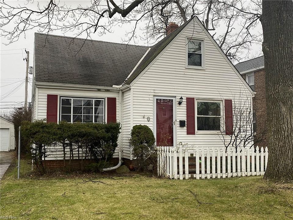 1st image of 4569 W 148th St