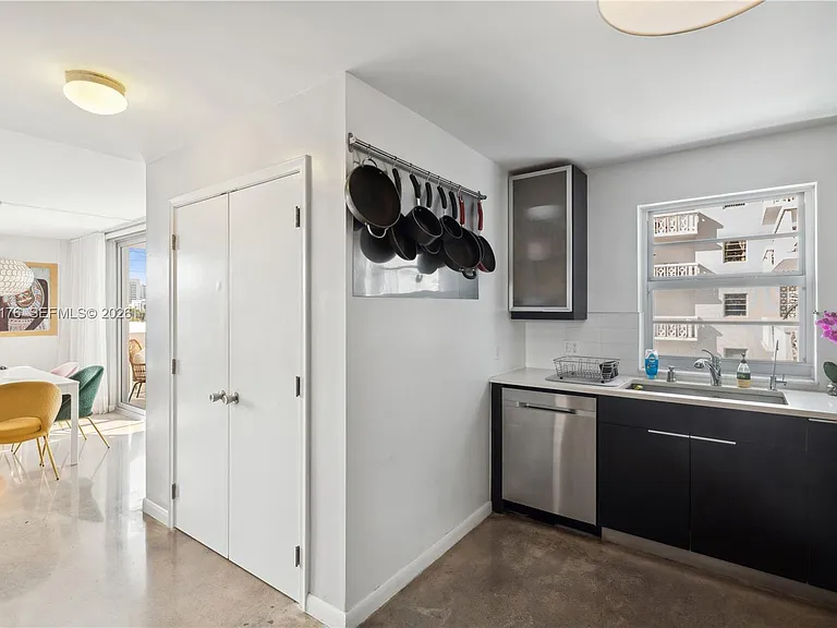 1020 Meridian Ave #401 — Photo 9