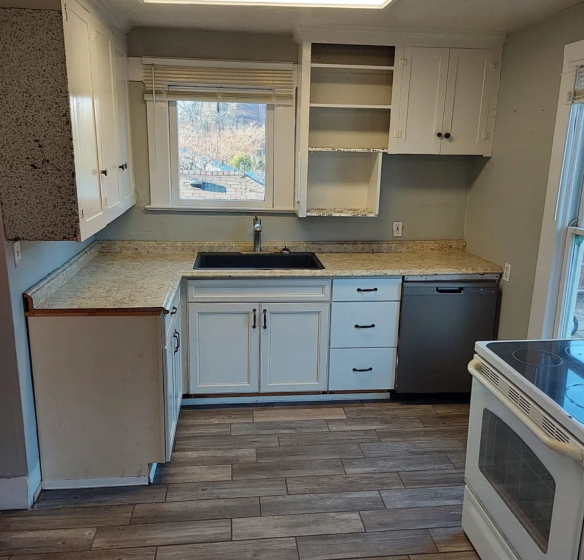 1203 NW Van Buren Ave — Photo 4