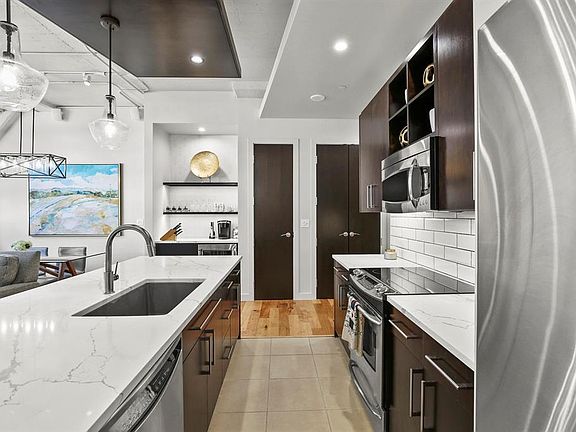 5th image of 2600 W 7th St APT 1301