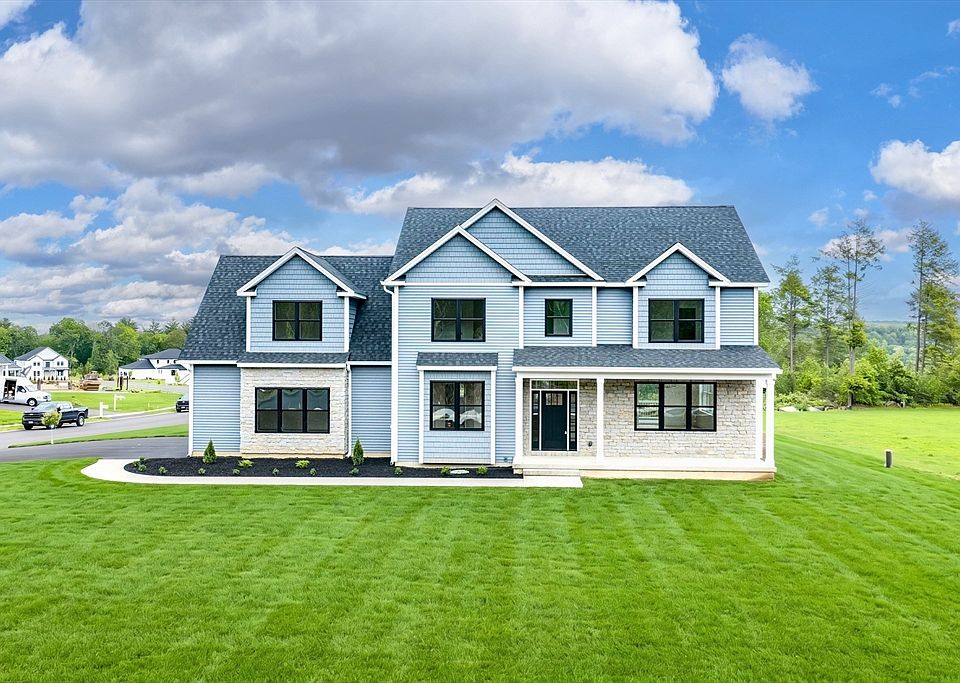 1st image of 32 Balsam Hill Rd