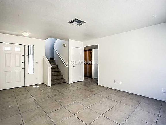 4th image of 1331 Clagett Ln