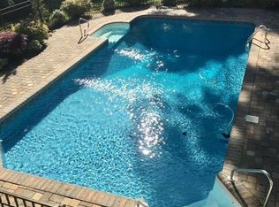 5 Timber Trl, Suffern, NY 10901