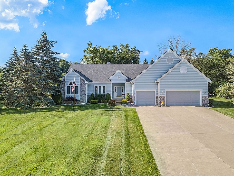 1st image of 49304 Cheshire Ln