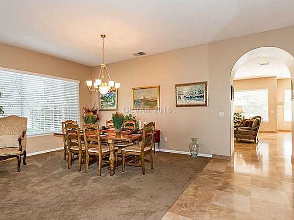 5th image of 337 Hedgehope Dr