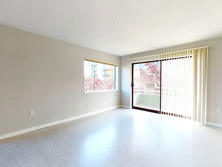 Avalon West Apartments — Photo 17