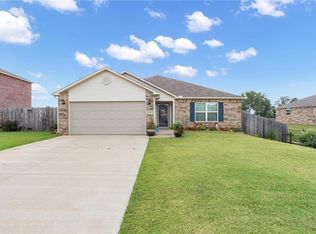 1801 W Antler Way, Mustang, OK 73064