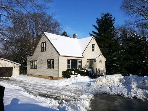 1st image of 2307 22nd St