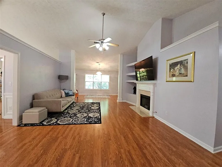 1620 Jami Hollow Way — Photo 5