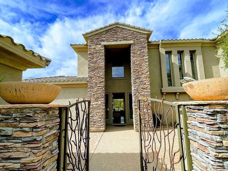 9778 E Jagged Peak Rd — Photo 5