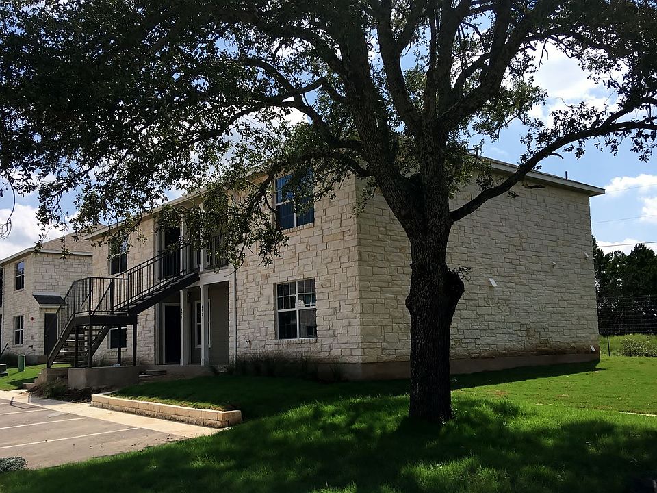 1st image of 304 Stubblefield Ln