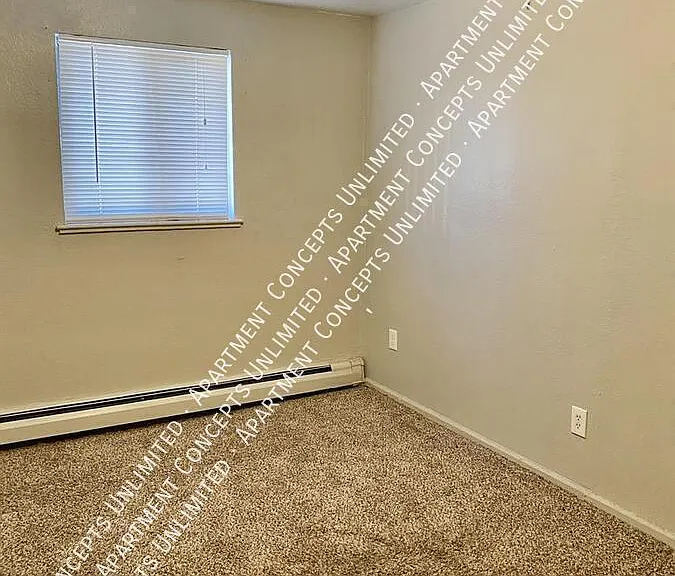 2218 Dayton St — Photo 6