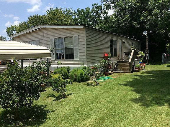 4th image of 611 Kalmer St #A