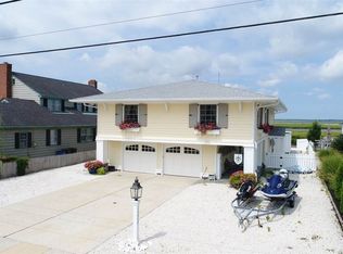 11517 Paradise Dr, Stone Harbor, NJ 08247