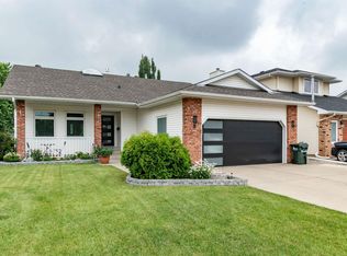 8 Carmel Close, Strathcona County, AB T8A5B7