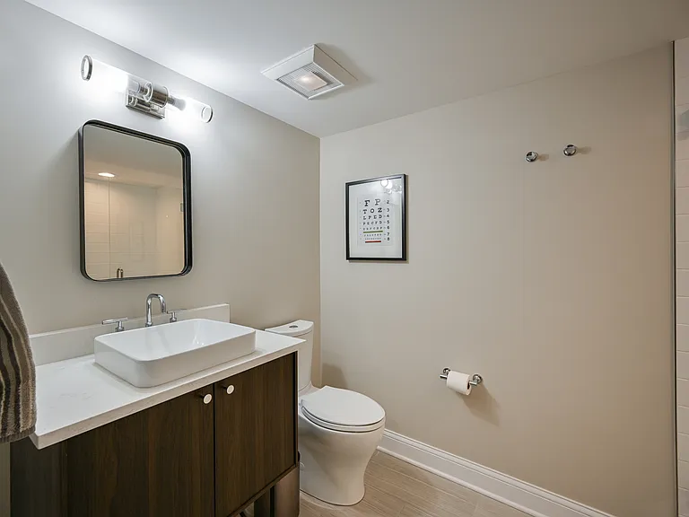 530 Anthony St #530 — Photo 17
