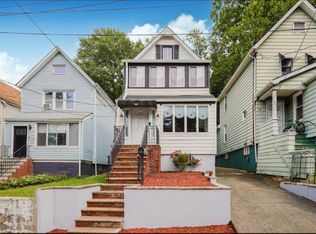 127 Roe St, Staten Island, NY 10310