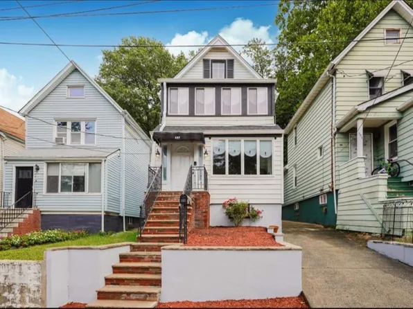 127 Roe St, Staten Island, NY 10310