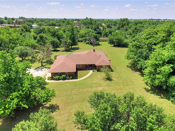 2nd image of 7140 Tanglewood Dr