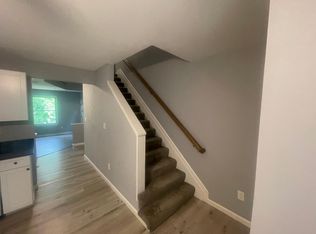 4 White Oak Ln, Edwardsville, IL 62025