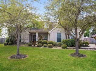 11 Crest Gate, Houston, TX 77082