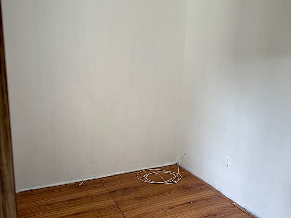 5th image of 419 Warburton Avenue # Fl 3rd