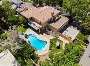 11109 Country Clb NE, Albuquerque, NM 87111