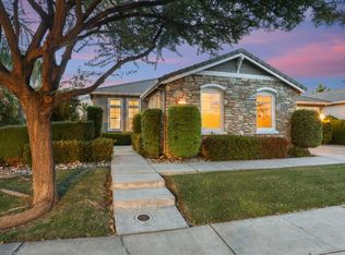 1401 Oasis Ln, Patterson, CA 95363
