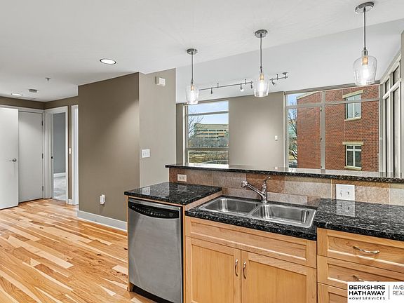 5th image of 555 Riverfront Plz APT 202