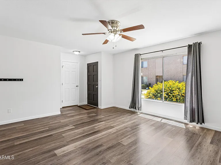 8141 E Vista Dr — Photo 4