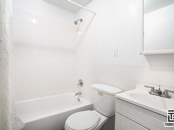 4th image of 156 E 102nd St #2H