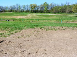 19610 Mockingbird Ln, Sedalia, MO 65301