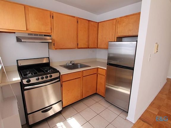 2nd image of 183-11 Hillside Ave #5H