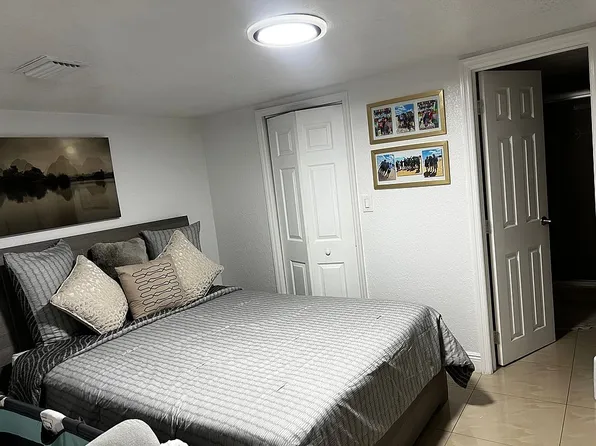 12890 SW 8th St #12, Miami, FL 33184