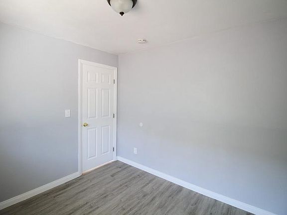 2nd image of 1044 S Montebello Blvd #1
