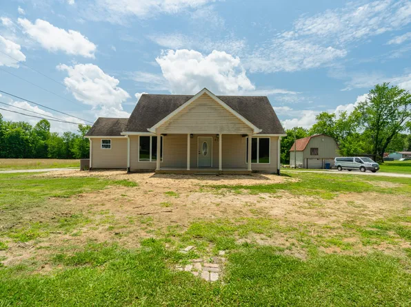 413 Buffalo Valley Rd, Baxter, TN 38544
