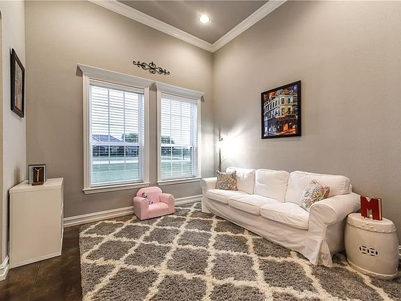 4th image of 12333 Kollmeyer Way