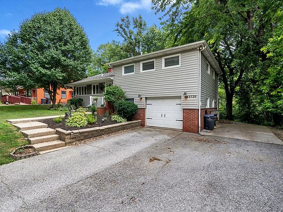 3rd image of 2720 31st Ave