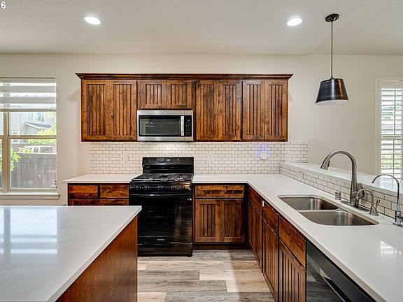 5th image of 3801 N 5th Way